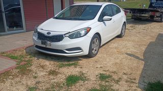 2016 Kia Forte LX - Exterior Front Left Corner Image